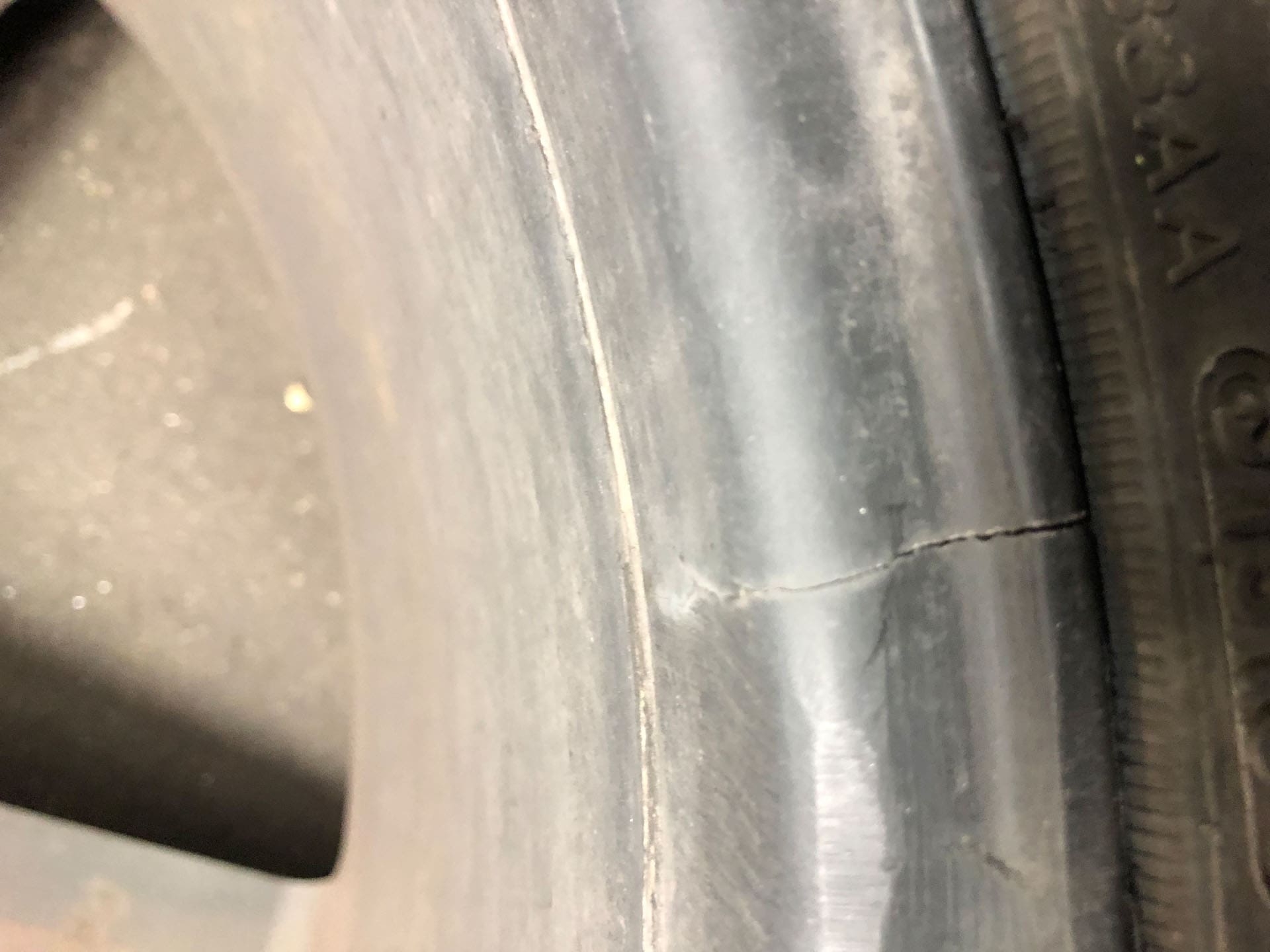 Cracked Rim image